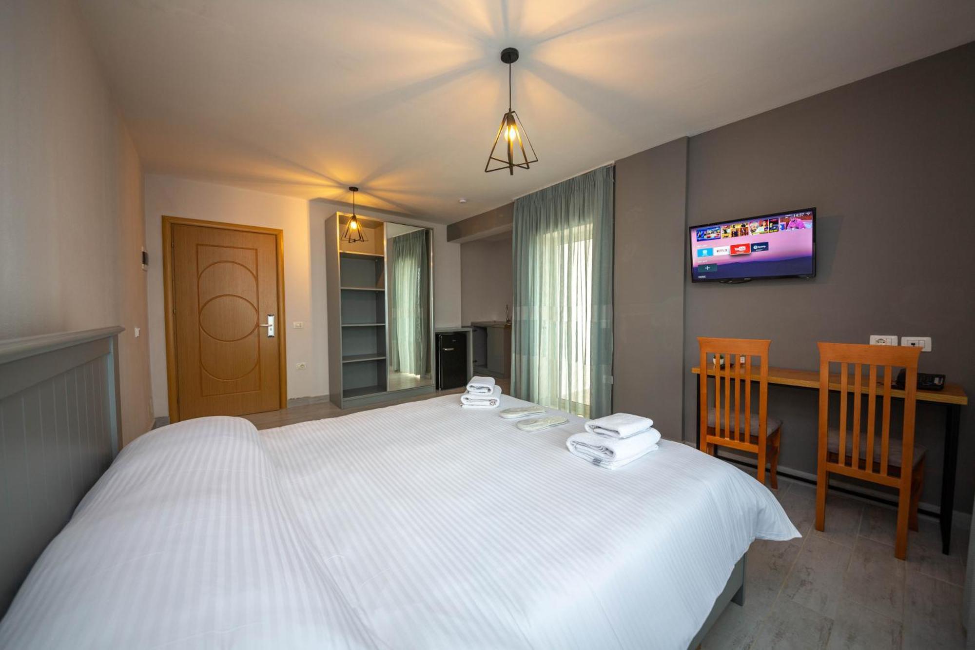 Aerial Hotel & Spa Vlore Ngoại thất bức ảnh