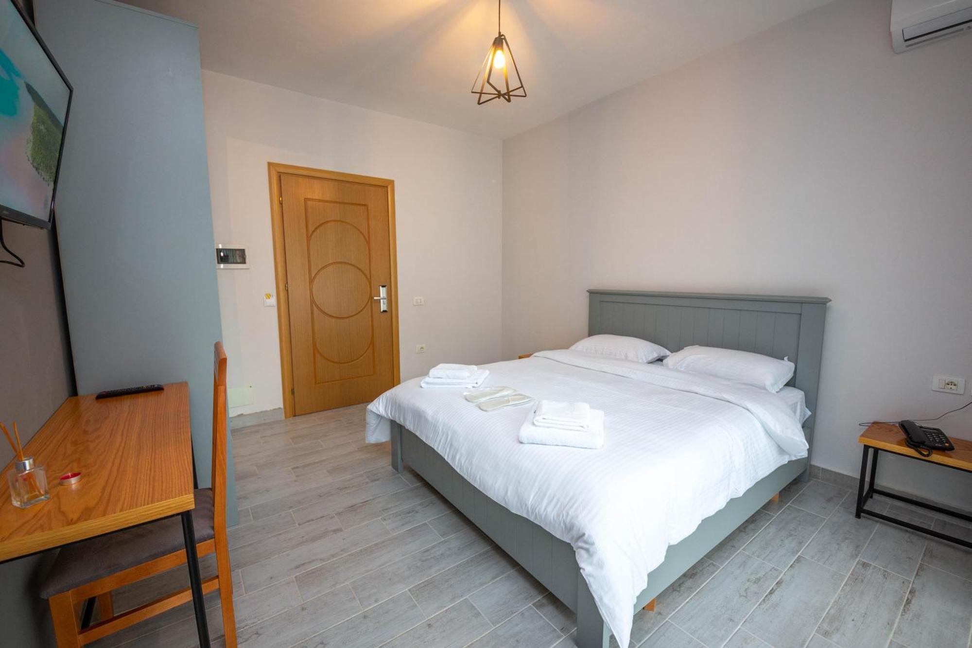 Aerial Hotel & Spa Vlore Ngoại thất bức ảnh