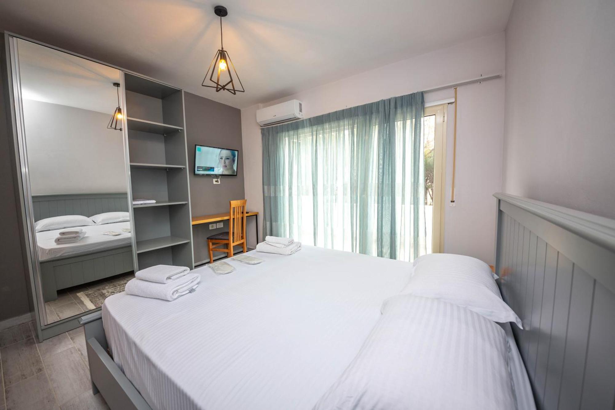 Aerial Hotel & Spa Vlore Ngoại thất bức ảnh
